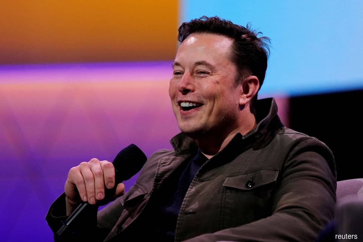 Elon Musk denied a media report that said Tesla was ending cooperation with BYD on battery supplies. (Reuters pic)